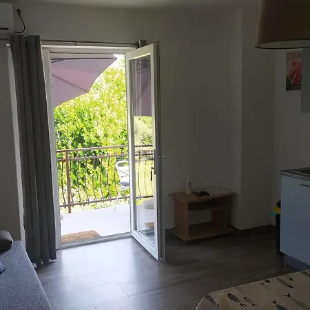 Apartment Greta *